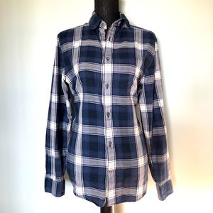 Women’s Gap Blue Plaid Shirt- Maybe size 6 or 8